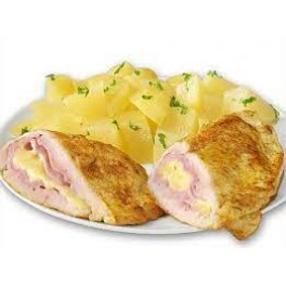8. Cordon bleu – kuracie prsia plnené šunkou a syrom, varené zemiaky  (120/300)g – 1,3,7